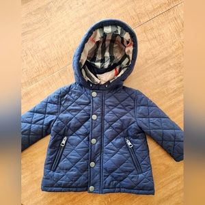 Burberry Children Plaid Navy Quilted Jacket with Hood, 6 Months